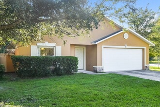 120 Stephen Ave in Oviedo, FL - Building Photo - Building Photo