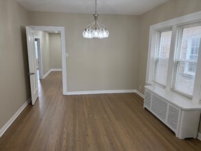 6030 W Addison St in Chicago, IL - Building Photo - Building Photo