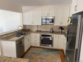 48 Antigua Ct, Unit Antigua in Coronado, CA - Building Photo - Building Photo