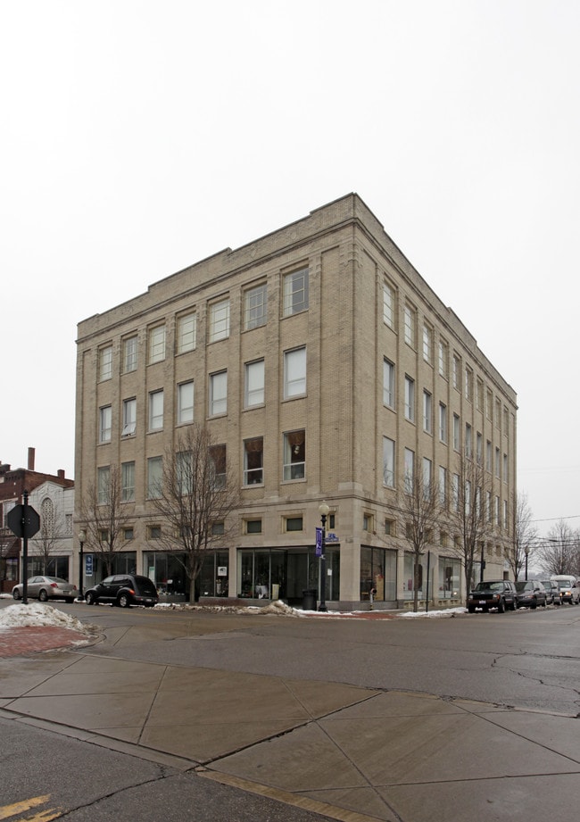 Alexander Square Apartments