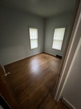 304 Betty St in Wheeling, WV - Foto de edificio - Building Photo