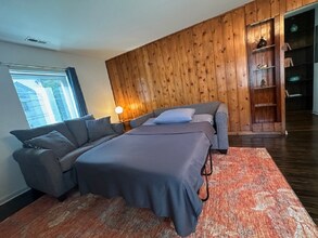 415 N Dunn St in Bloomington, IN - Building Photo - Building Photo