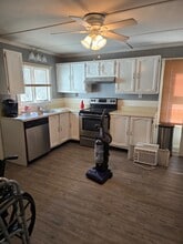 10 Forest St, Unit 10 in Whitinsville, MA - Building Photo - Building Photo