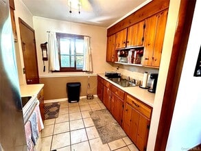 102 Overocker Rd in Arlington, NY - Building Photo - Building Photo