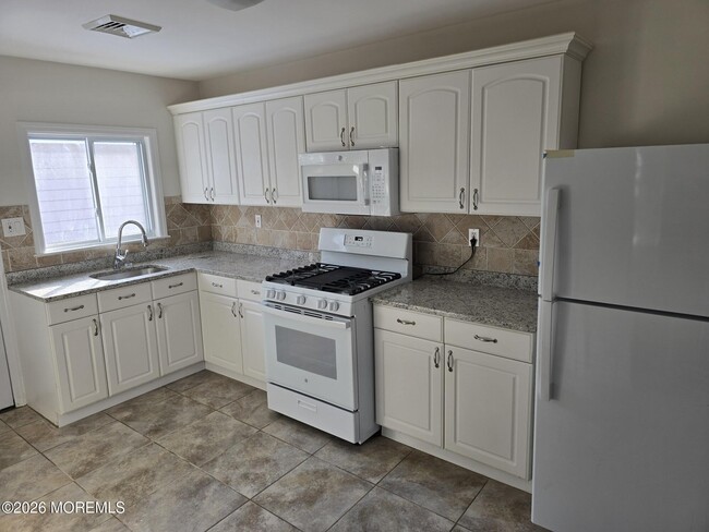 property at 420 St Thomas Dr