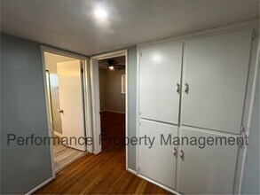 4612 Blomquist Dr in Bakersfield, CA - Building Photo - Building Photo