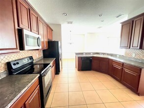 1023 Whirlaway Dr in Kissimmee, FL - Building Photo - Building Photo