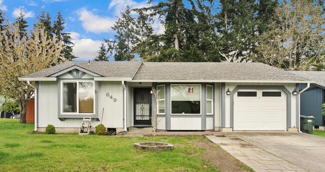 property at 649 Bamberg Ln SE