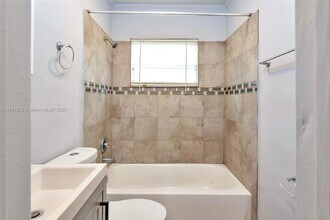 712 Division Ave in West Palm Beach, FL - Building Photo - Building Photo