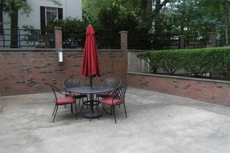 44 Concord Ave in Cambridge, MA - Building Photo - Building Photo
