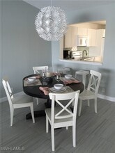 7800 Emerald Cir in Naples, FL - Building Photo - Building Photo