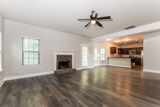 11040 Southwood Dr in Hampton, GA - Building Photo - Building Photo