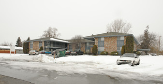 211-219 S Whipple Rd in Spokane Valley, WA - Building Photo