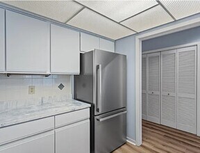 6279 Wrightsville Ave in Wilmington, NC - Building Photo - Building Photo