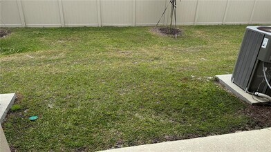 2096 Viewfinder St in Kissimmee, FL - Building Photo - Building Photo