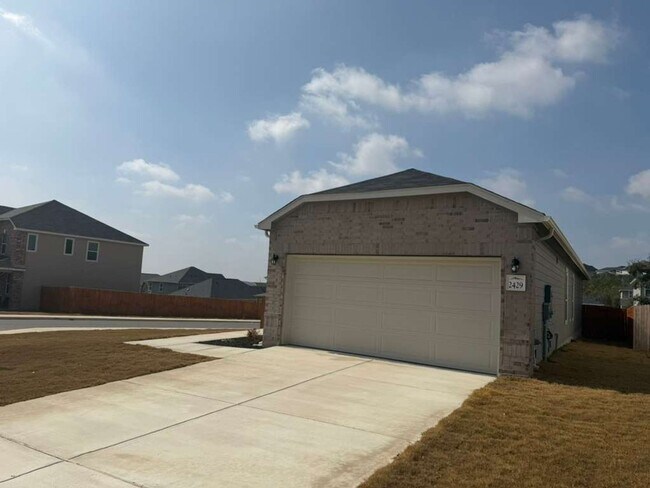 2429 Corinthus Bnd in San Antonio, TX - Building Photo - Building Photo