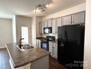 7618 Galvin St in Charlotte, NC - Building Photo - Building Photo
