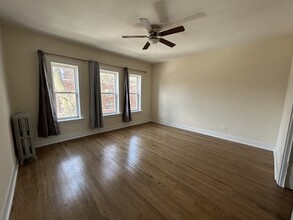 2661 N Spaulding Ave, Unit 224 in Chicago, IL - Foto de edificio - Building Photo