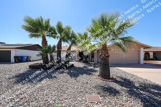 2931 W Villa Maria Dr in Phoenix, AZ - Foto de edificio - Building Photo
