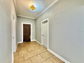 1216 E 24th Ave in Tampa, FL - Foto de edificio - Building Photo