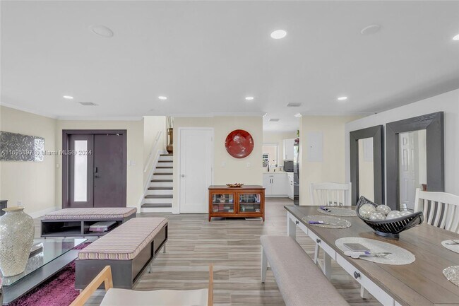 12694 NW 8th Trail in Miami, FL - Building Photo - Building Photo
