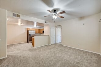 7701 W Robindale Rd in Las Vegas, NV - Building Photo - Building Photo