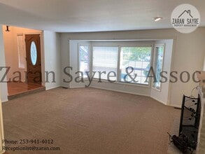 11748 SE 321st Pl in Auburn, WA - Building Photo - Building Photo