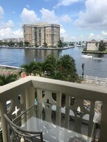 1817 S Ocean Dr in Hallandale Beach, FL - Building Photo