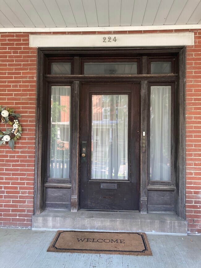 224 Cocoa Ave in Hershey, PA - Building Photo - Building Photo