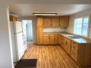 408 Hamilton St in Carlin, NV - Building Photo - Building Photo