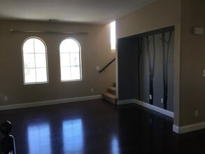 10753 Ackers Dr in Henderson, NV - Building Photo - Building Photo