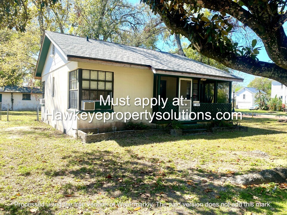 1048 Dorothy St in Lakeland, FL - Building Photo