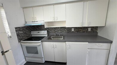 6300 Miramar Pkwy in Miramar, FL - Building Photo - Building Photo