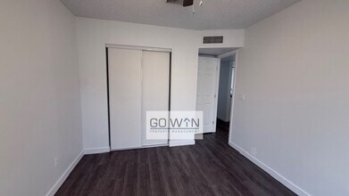 6041 W Crittenden Ln in Phoenix, AZ - Building Photo - Building Photo