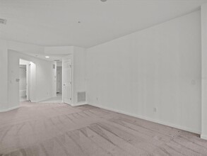 8338 Quimby Cir in Davenport, FL - Building Photo - Building Photo