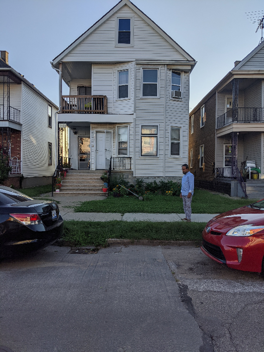11399 Moran St-Unit -2 in Hamtramck, MI - Building Photo