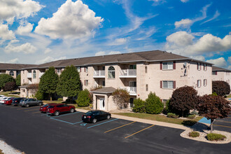 Brookstone Condominiums in Merrillville, IN - Building Photo - Primary Photo