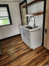 9 Court St E in East Rockaway, NY - Building Photo - Building Photo