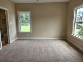 605 Commonwealth Dr in Yorktown, VA - Building Photo - Building Photo