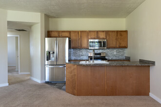 921 White Cloud Ln, Unit B in Hailey, ID - Building Photo - Building Photo