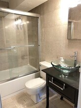 124 Court St, Unit 502 in New Haven, CT - Building Photo - Building Photo