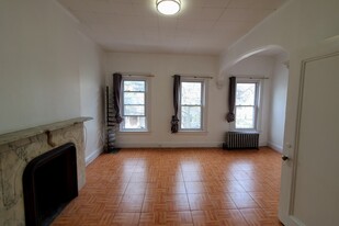 57 Van Reipen Ave, Unit #2 in Jersey City, NJ - Building Photo