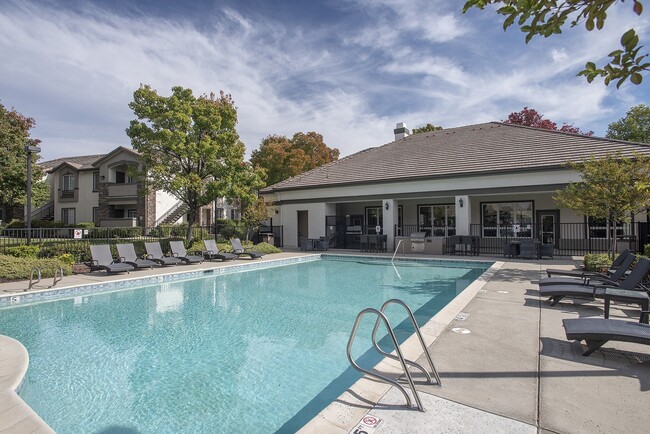 Stoneridge in Roseville, CA - Foto de edificio - Building Photo