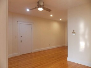 6 Sutherland Rd, Unit 1 in Boston, MA - Building Photo - Building Photo