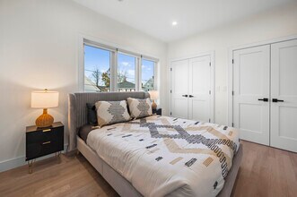 21 Bolton St in Waltham, MA - Building Photo - Building Photo