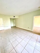 7085 Nova Dr in Davie, FL - Building Photo - Building Photo