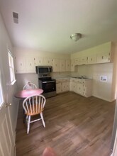 402 E Wayne St-Unit -B in Glasgow, KY - Building Photo - Building Photo