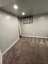 280 N Silver Star Dr in Salt Lake City, UT - Building Photo - Building Photo