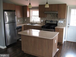 400 Hessian Ave in National Park, NJ - Building Photo - Building Photo