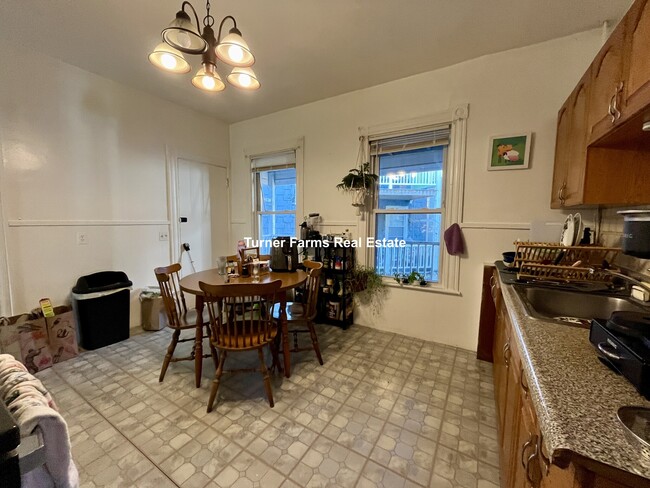 78 Hillside St, Unit 3